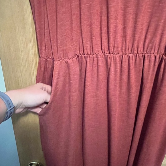 Old Navy Rust orange tee dress with pockets - Picture 9 of 9